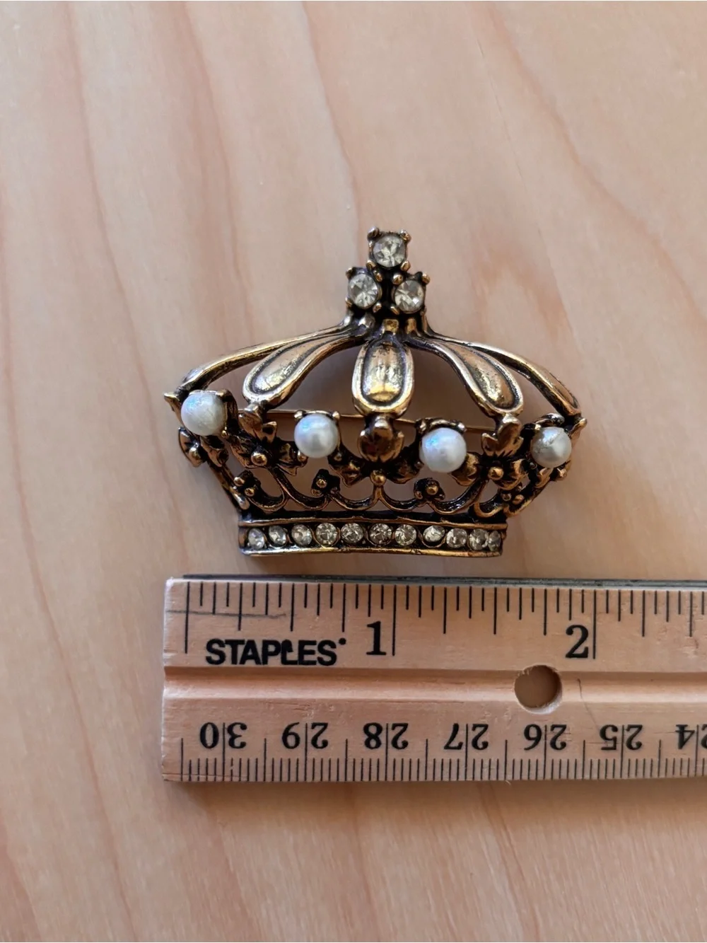 Jeanne Rare Vintage Rhinestone Crown Brooch
